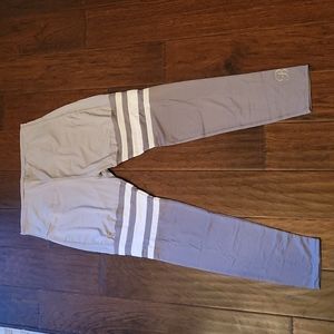 NWT Bombshell Leggings